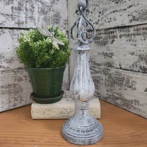 Finial / Shelf Sitter / Decor